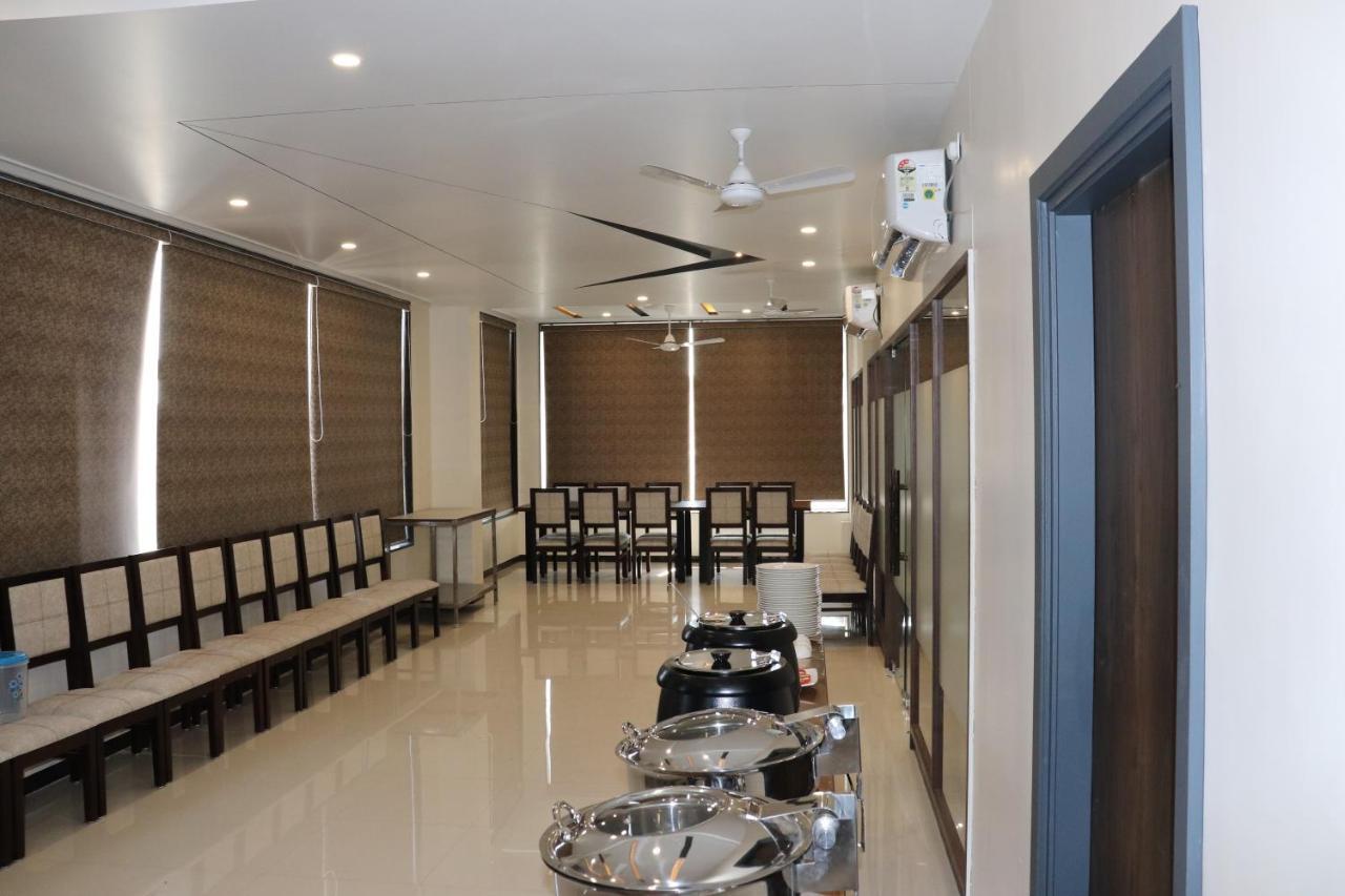 Hotel City Point Phalodi  Ngoại thất bức ảnh