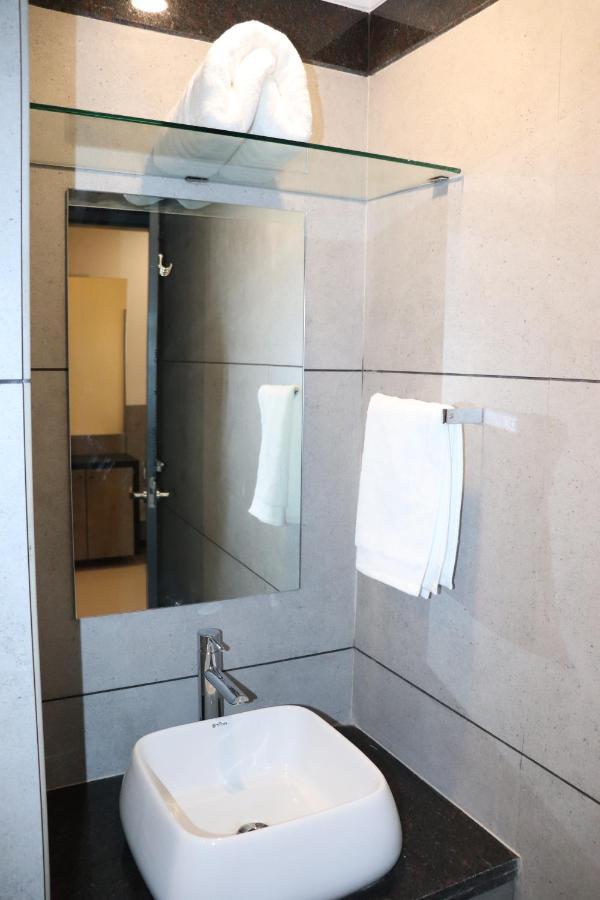 Hotel City Point Phalodi  Ngoại thất bức ảnh