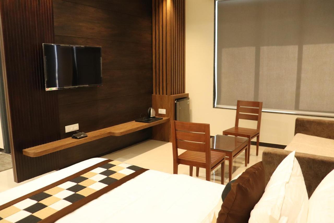 Hotel City Point Phalodi  Ngoại thất bức ảnh