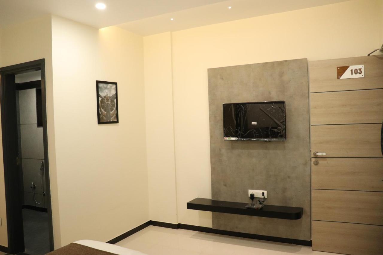 Hotel City Point Phalodi  Ngoại thất bức ảnh